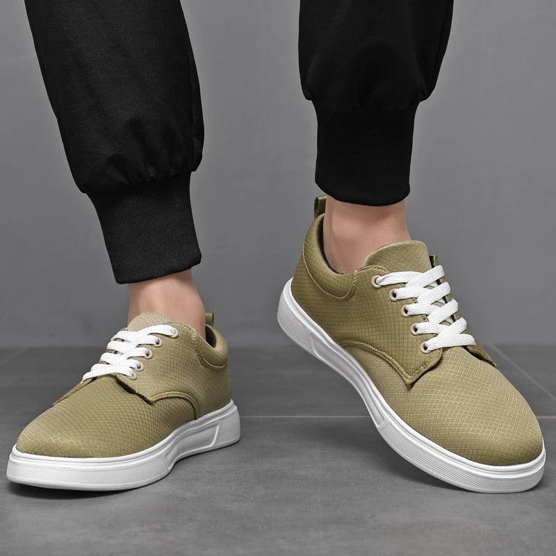 Tom Sanders canvas sneakers