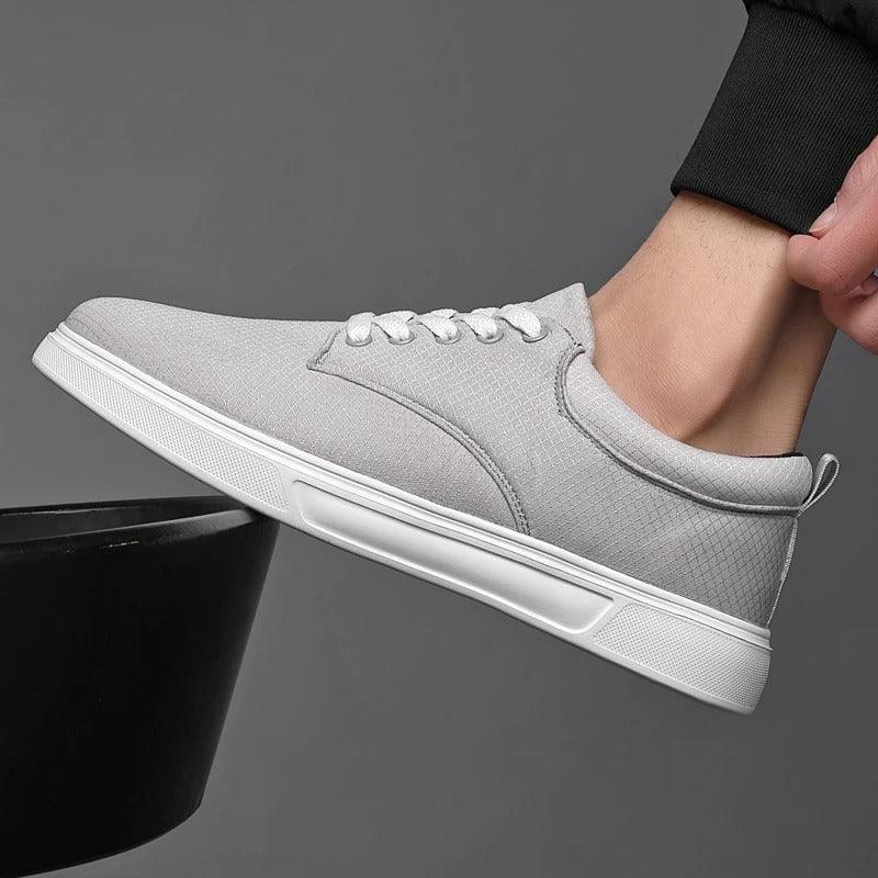 Tom Sanders canvas sneakers