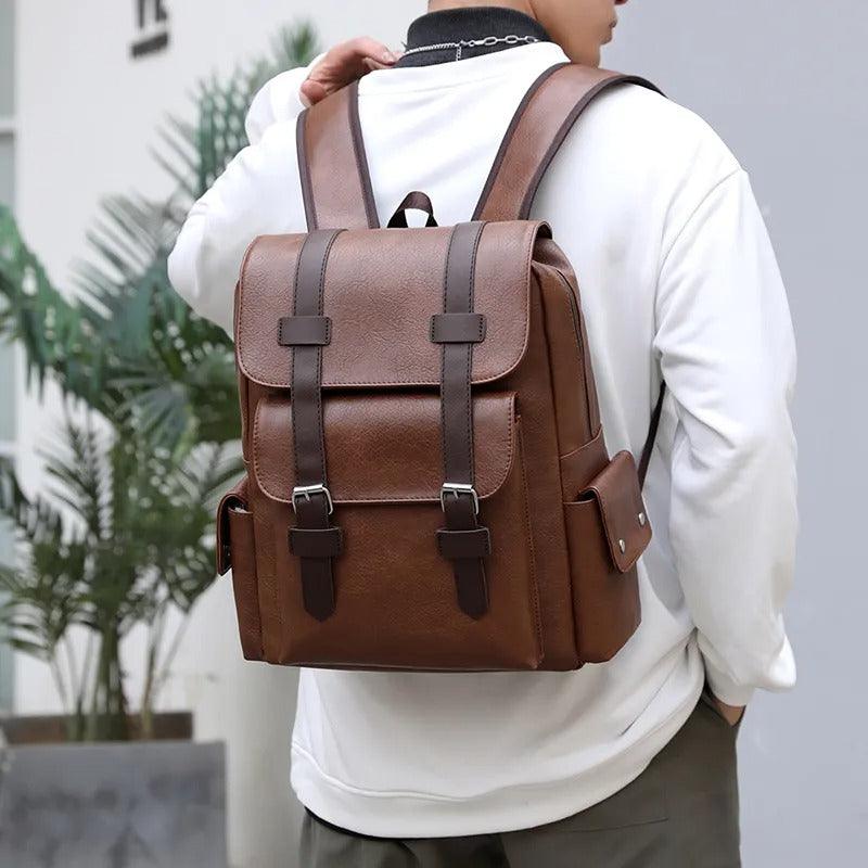 Vintage style men's leather bag 