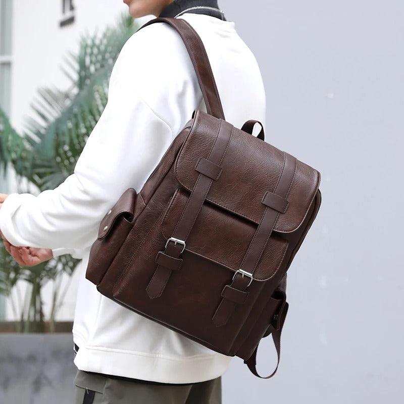 Vintage style men's leather bag 