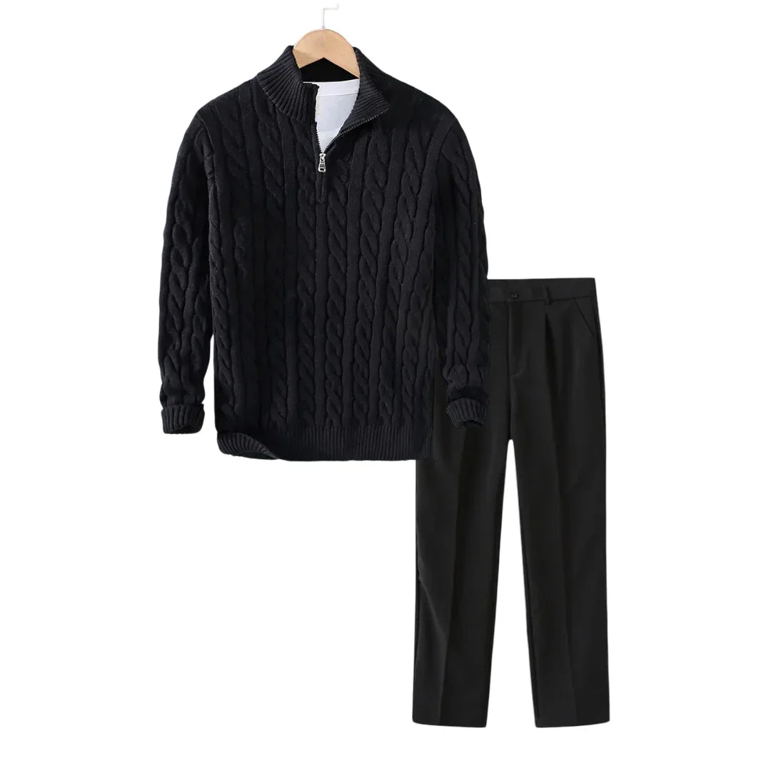 Tenue d’Hiver – Pull Torsadé & Pantalon de Tailleur